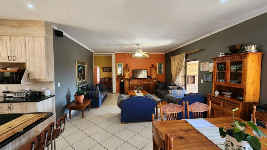 4 Bedroom Property for Sale in Rustenburg North West